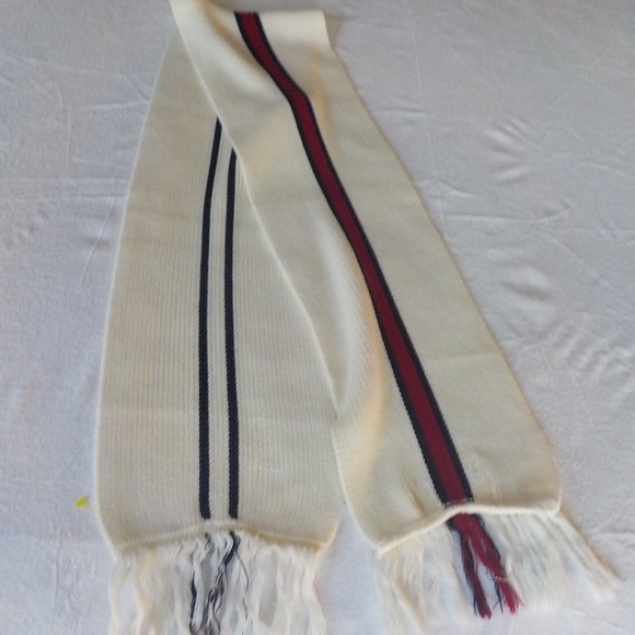 NEW Tommy Hilfiger Scarf (UNISEX) - Picture 2 of 4